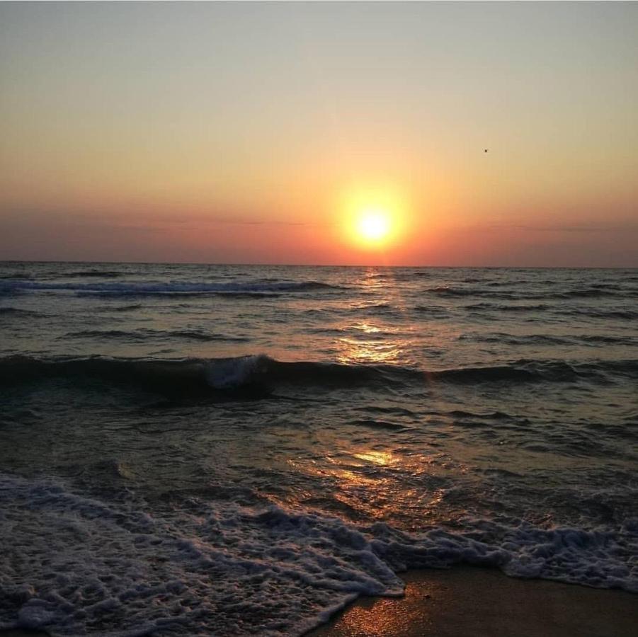 Wave 2 Mamaia Prima Linie Vedere La Mare 120Mp Navodari Luaran gambar